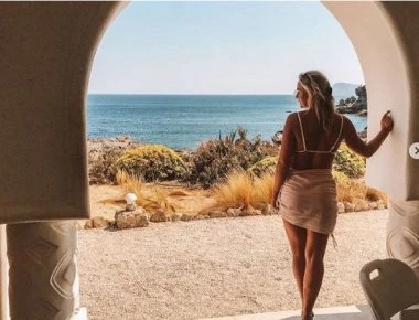 Κεφαλλονιά: Γνωστό μοντέλο βρέθηκε κρεμασμένο στους κάβους της θαλαμηγού μεγιστάνα! (φώτο-βίντεο)